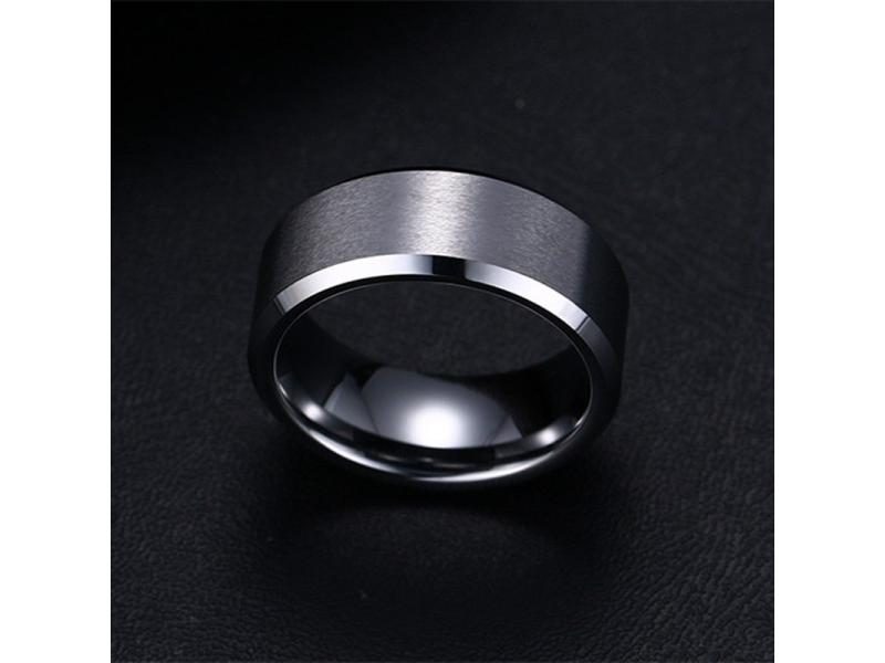 Titanium Ring Men Carousel 1