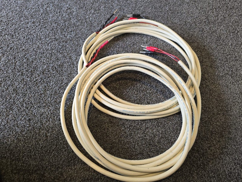 AudioQuest CinemaQuest FLX-16/4 Speaker cables Carousel 5
