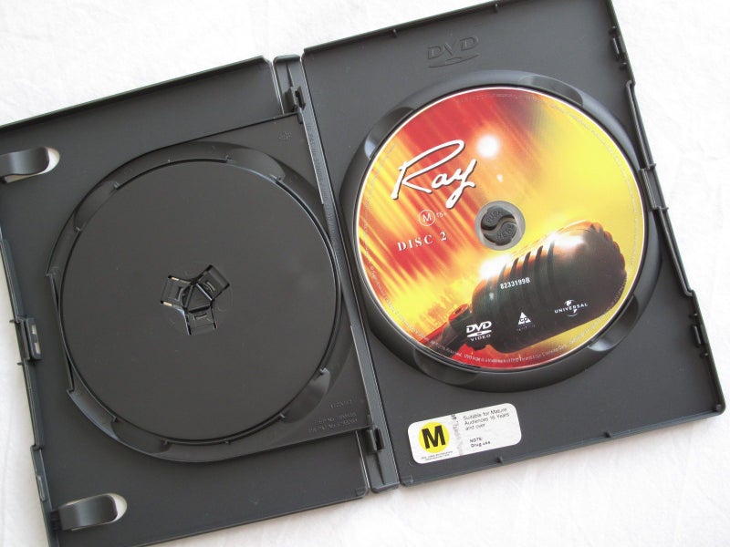 RAY (Jamie Foxx) DVD :)64538562684418113