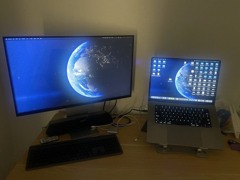 Iplaoe 4K Fast IPS 144k Gaming or Studio Monitor 3840 x 2160 pix HDMI Type C Carousel 1