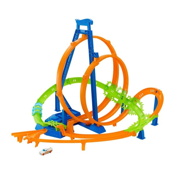Hot Wheels Track Set, Epic Crash Dash with 5 Crash Zones, Motorized Booster and Carousel 1