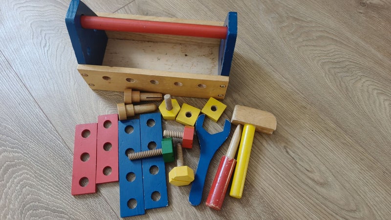 kids wooden tool set Carousel 1