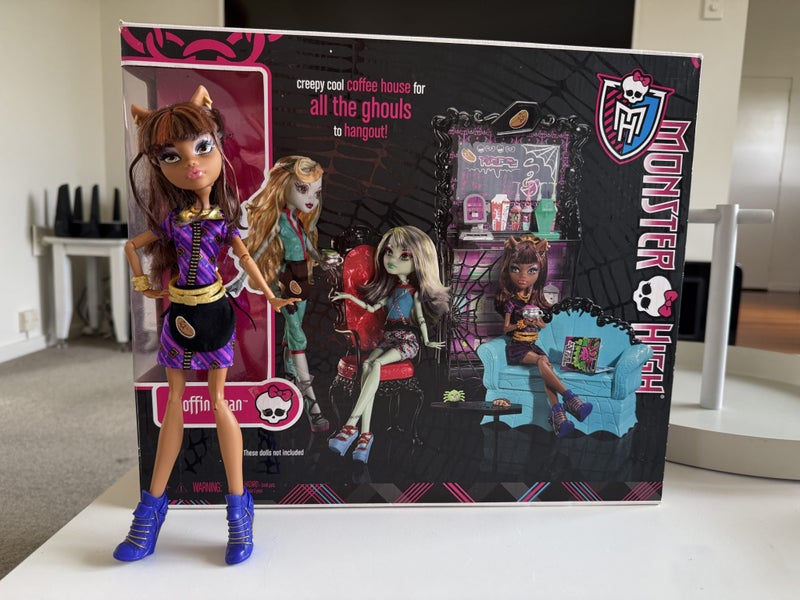 Monster High Coffin Bean set Carousel 2