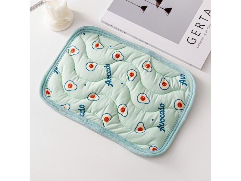 Small Pet Bed Carousel 1