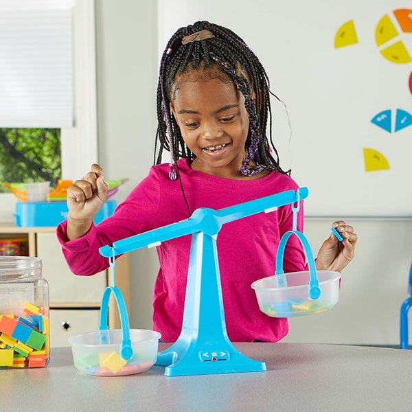 hand2mind Blue Nestable Pan Balance, Clear Double Balance Scale for Kids, Weight Carousel 2