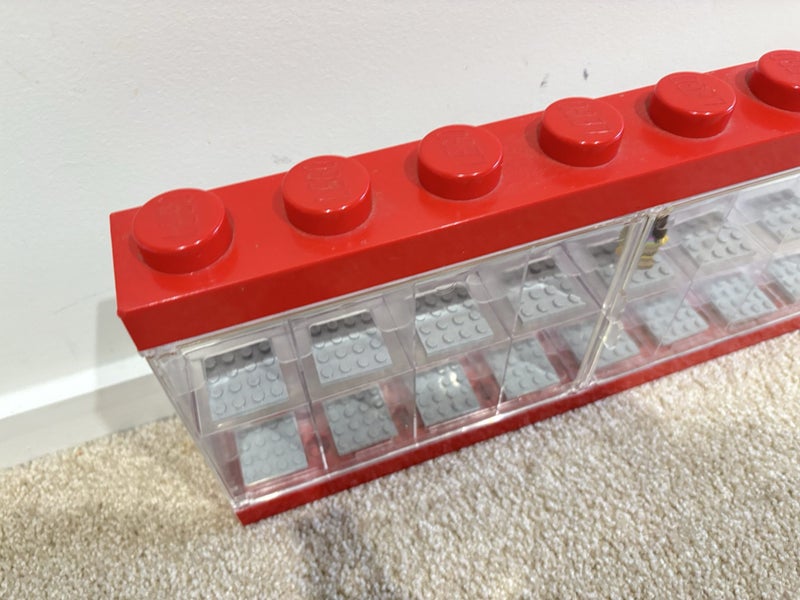 Genuine LEGO® Minifigure Display Case 16 Carousel 2