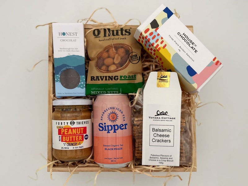 Abundant Auckland Gift Box Carousel 1