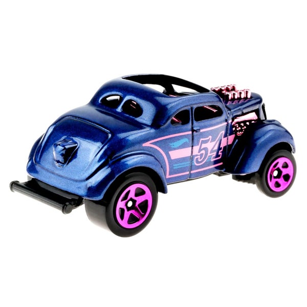 Hot Wheels Pearl and Chrome 2022 Pass N Gasser 4/5 Carousel 2