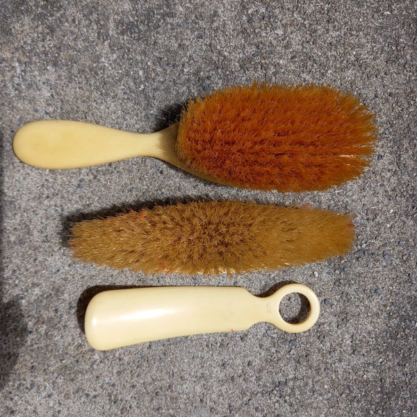 1910-50 Vintage Ivorine Hairbrush, Clothes Brush, Shoe Horn Carousel 2
