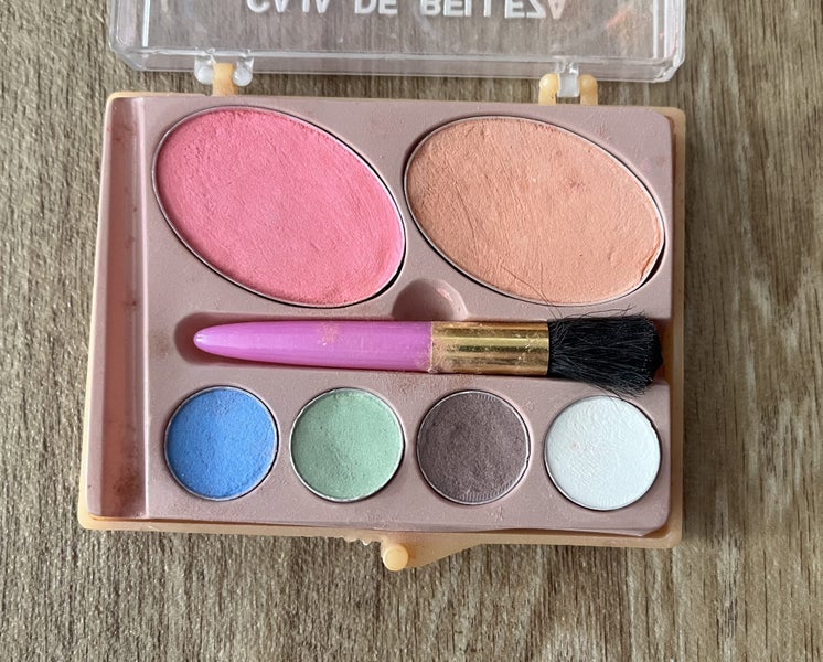 Bulk Makeup Carousel 2
