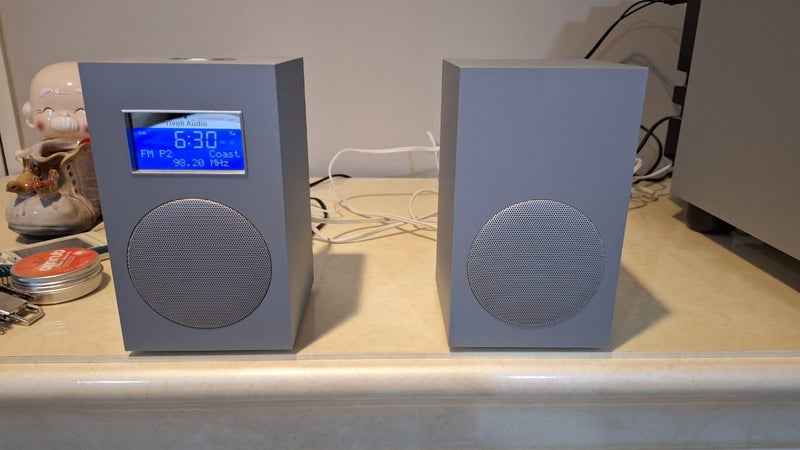 Tivoli Clock Radio Model 10. Carousel 1