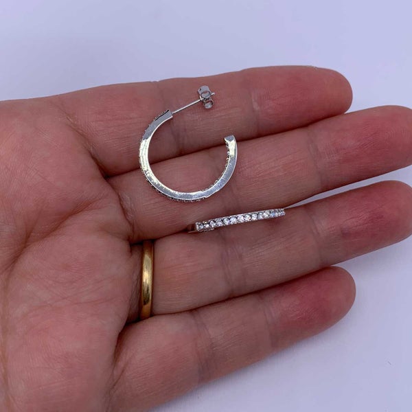 18K White Gold Hoop Crystal Earrings "Danielle" Carousel 2