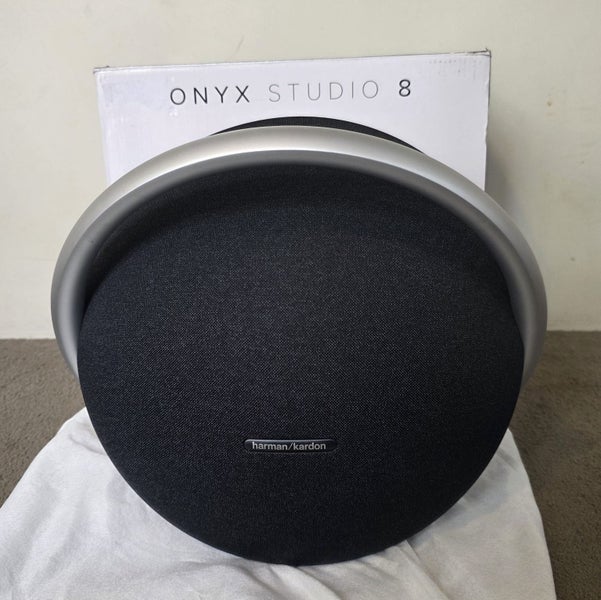 Onyx Studio 8 Harman Kardon Portable Bluetooth Speaker Carousel 2
