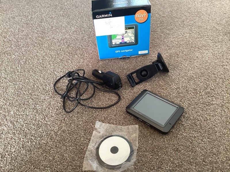 Garmin GPS (Nuvi 255) Carousel 1