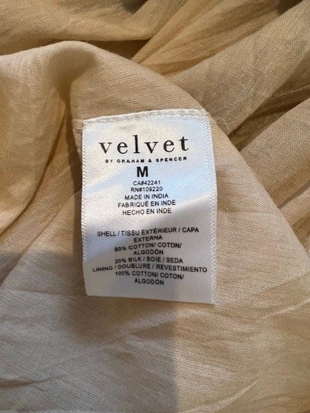 Clothing- Dress Carousel 3