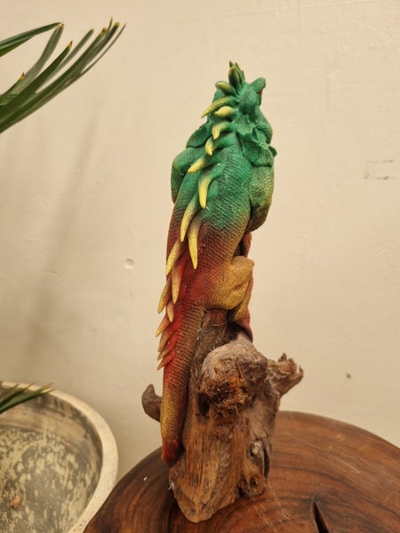 Iguana ornament Carousel 6