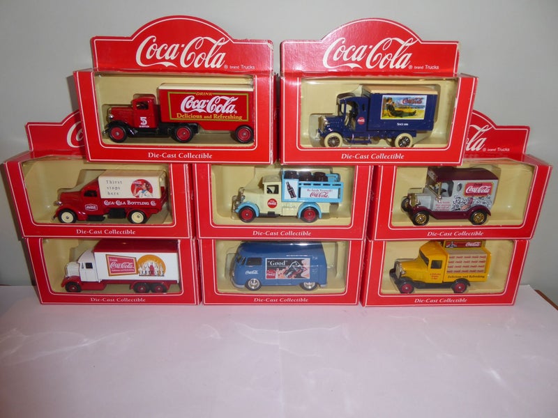Coca Cola Models x 8 Carousel 1