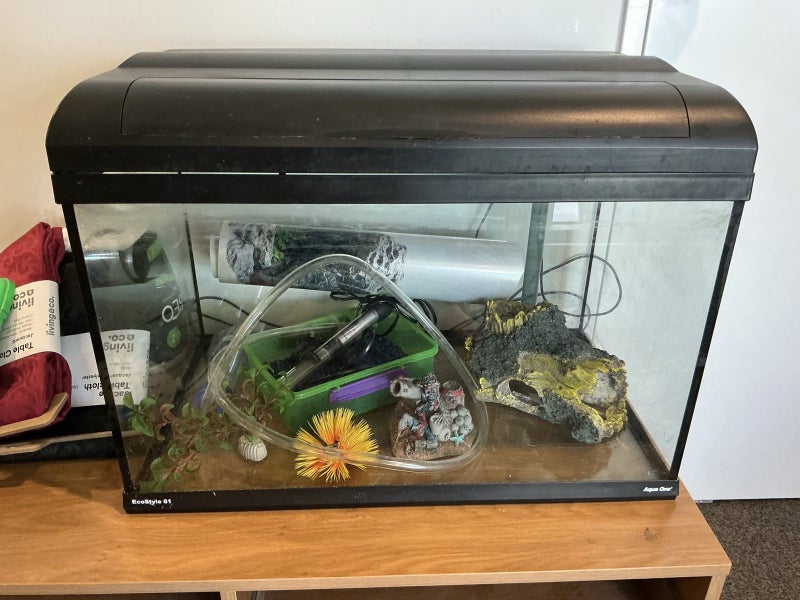 Aqua One Ecostyle 61 Black Aquarium 70l and more Carousel 1