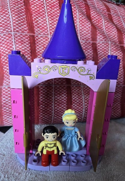 Cinderella set 6154 Duplo Carousel 2