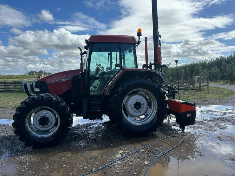 Case mx100 Tractor + 2021 Fence pro63003941568514112