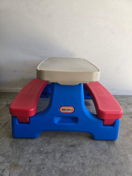 Little Tikes Picnic Table Carousel 1
