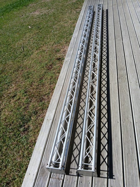 Aluminium lighting trusses. Carousel 2