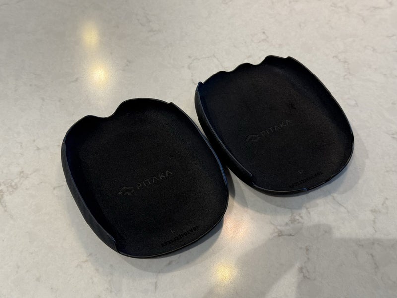 AirPods Max Pitaka Aramid Fibre Covers Carousel 2