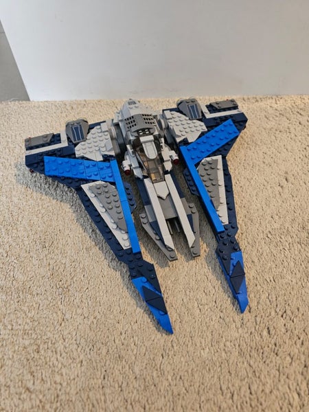 Lego Star Wars Mandalorian Starfighter 75316 (NO Minifigures) Carousel 1