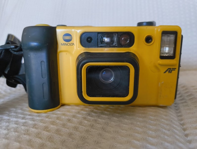 Minolta Weathermatic Camera Carousel 2