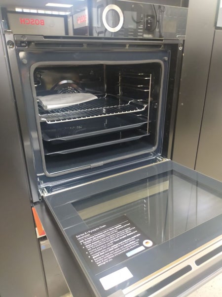Bosch HBG676EB6 Series-8 60cm Oven with Pyrolytic Cleaning DND Carousel 3