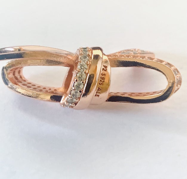 Pandora Rose Gold Oversize Bow Charm62863852854146111