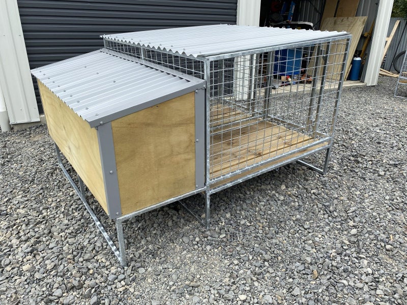 Dog kennels and runs62863236967042113