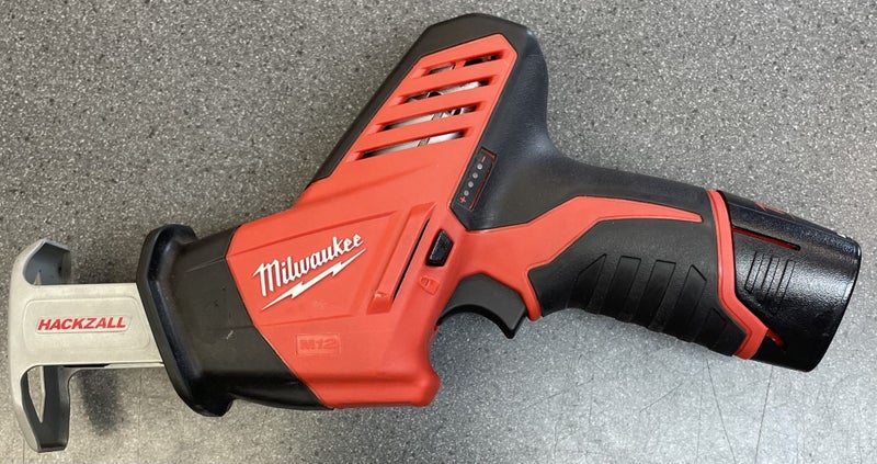 MILWAUKEE BRUSHLESS COMPACT RECIPROCATING SAW KIT Carousel 2