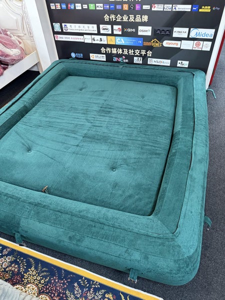 Sofa bed. Brand new and new design.62930694370306112