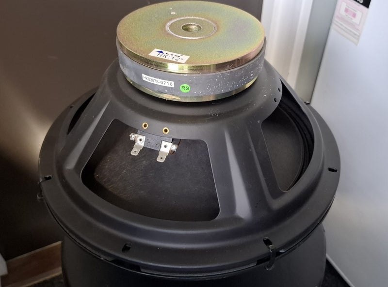 Woofer-Alto-HK03075 Carousel 1