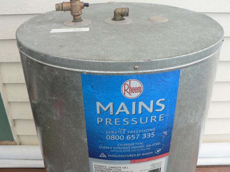 hot water cylinder 2012 rheem 135L mains pressure Carousel 2