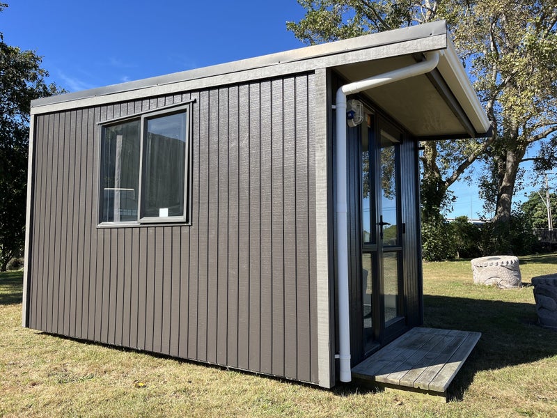 Cabin For Sale Carousel 1