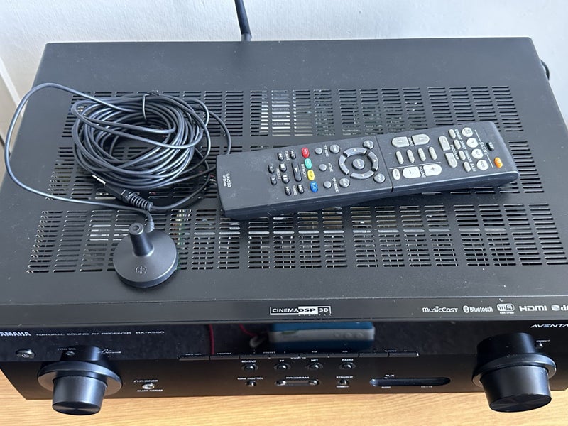 Yamaha AVENTAGE RX-A550 AV Receiver w/ YPAO MIC and Remote. good for Hifi Set Up Carousel 2