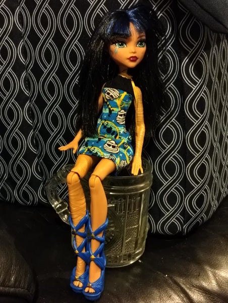 Monster high doll Cleo De Nile Carousel 3