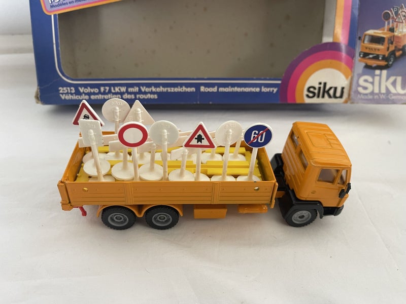 1/55 VINTAGE SIKU VOLVO ROAD MAINTENANCE LORRY TRUCK 2513 Carousel 11