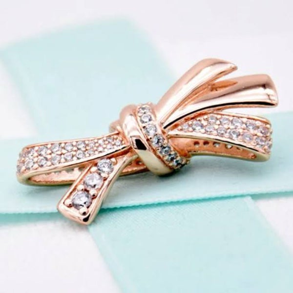 Pandora Rose Gold Oversize Bow Charm62863852854146112