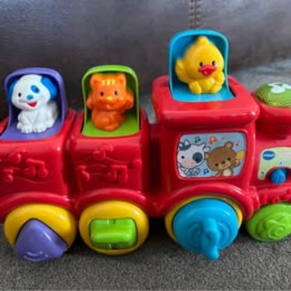 VTech Pop & Sing Animal Train Carousel 2
