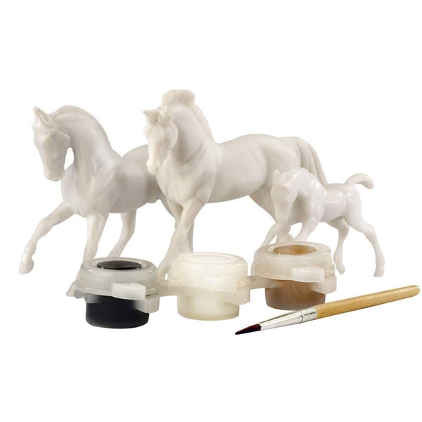Breyer Horses Stablemates Horse Family Paint Set | 3 Horse Set | 1:32 Scale | Ho Carousel 2