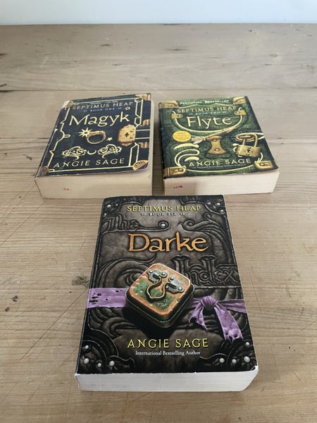 3 x Septimus Heap by Angie Sage Books Bundle - (#1,3,6) Magyk, Flyte & Darke Carousel 2