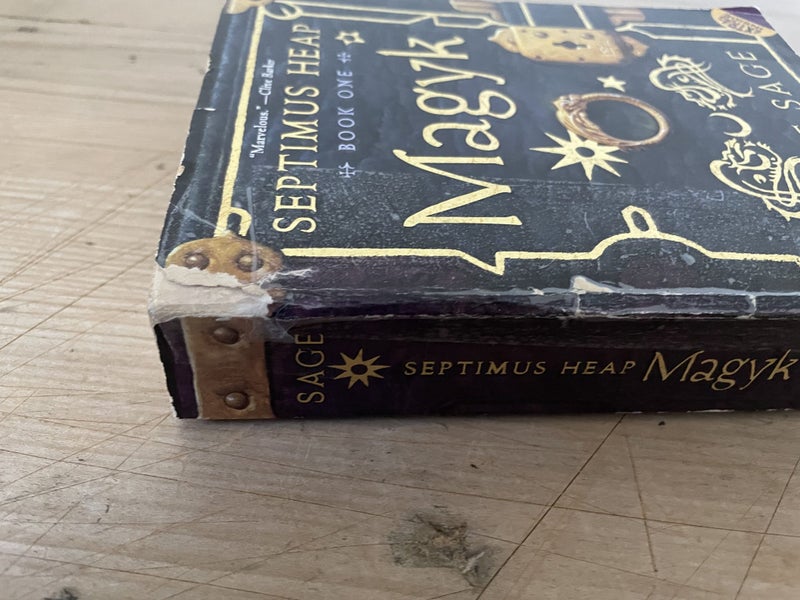 3 x Septimus Heap by Angie Sage Books Bundle - (#1,3,6) Magyk, Flyte & Darke Carousel 6