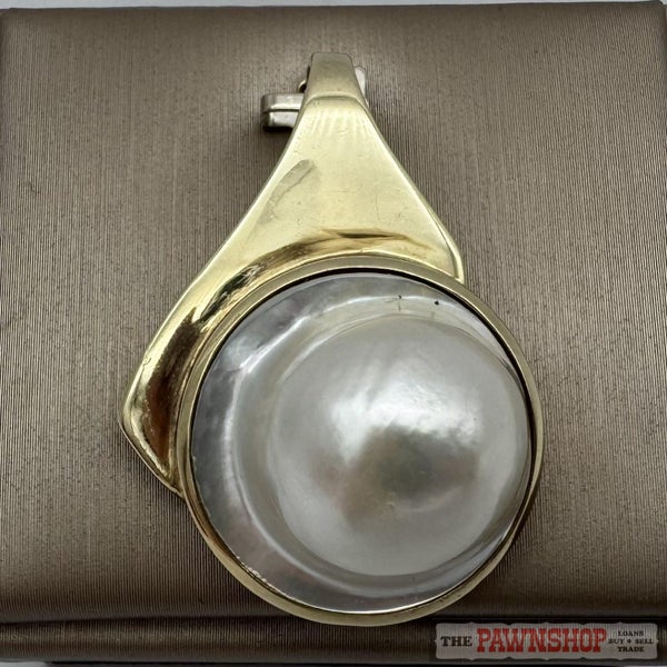 9ct Yellow God Large Mabe Pearl Pendant ~ $3,800 Carousel 1