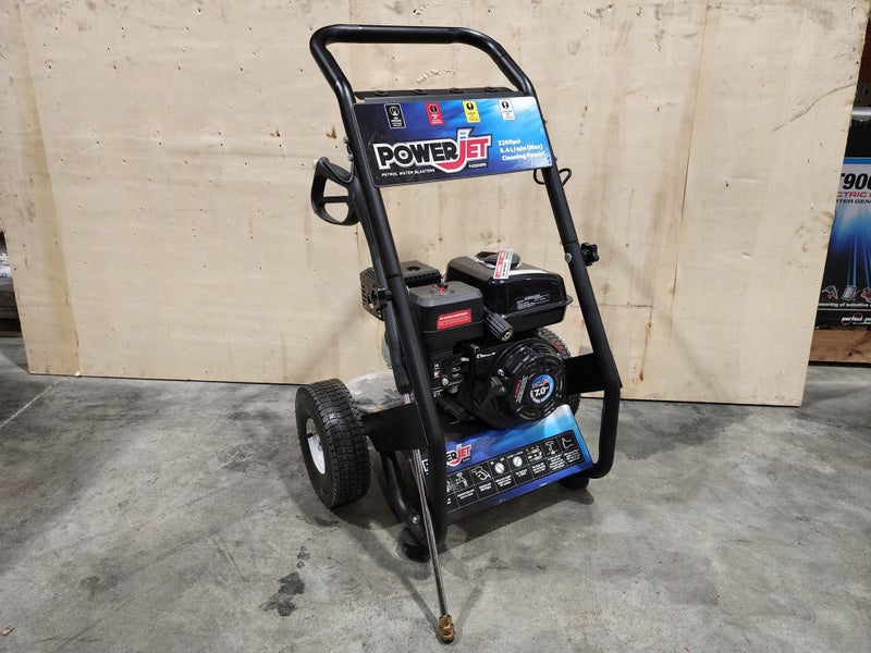 Powerjet 7HP, 4 Stroke OHV Motorized Waterblaster Carousel 1