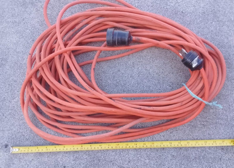Heavy Duty Extension Cord Carousel 1