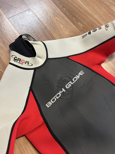 Boys Wetsuit | body glove | size: 10 | Great condition Carousel 2