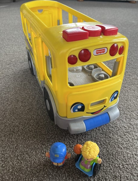Large Fisher Price Bus with Handle Carousel 2
